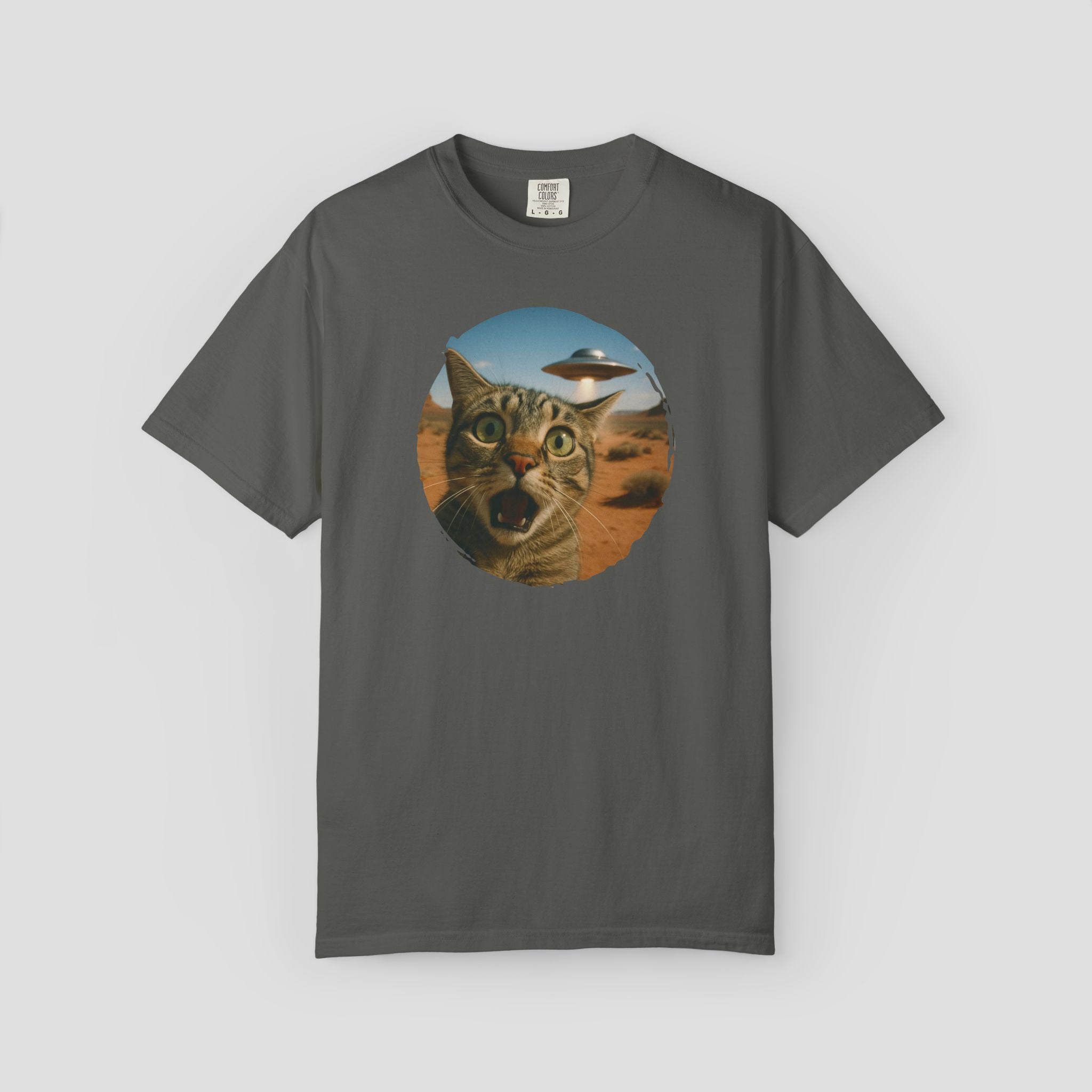 Cat Selfie UFO Funny T-Shirt