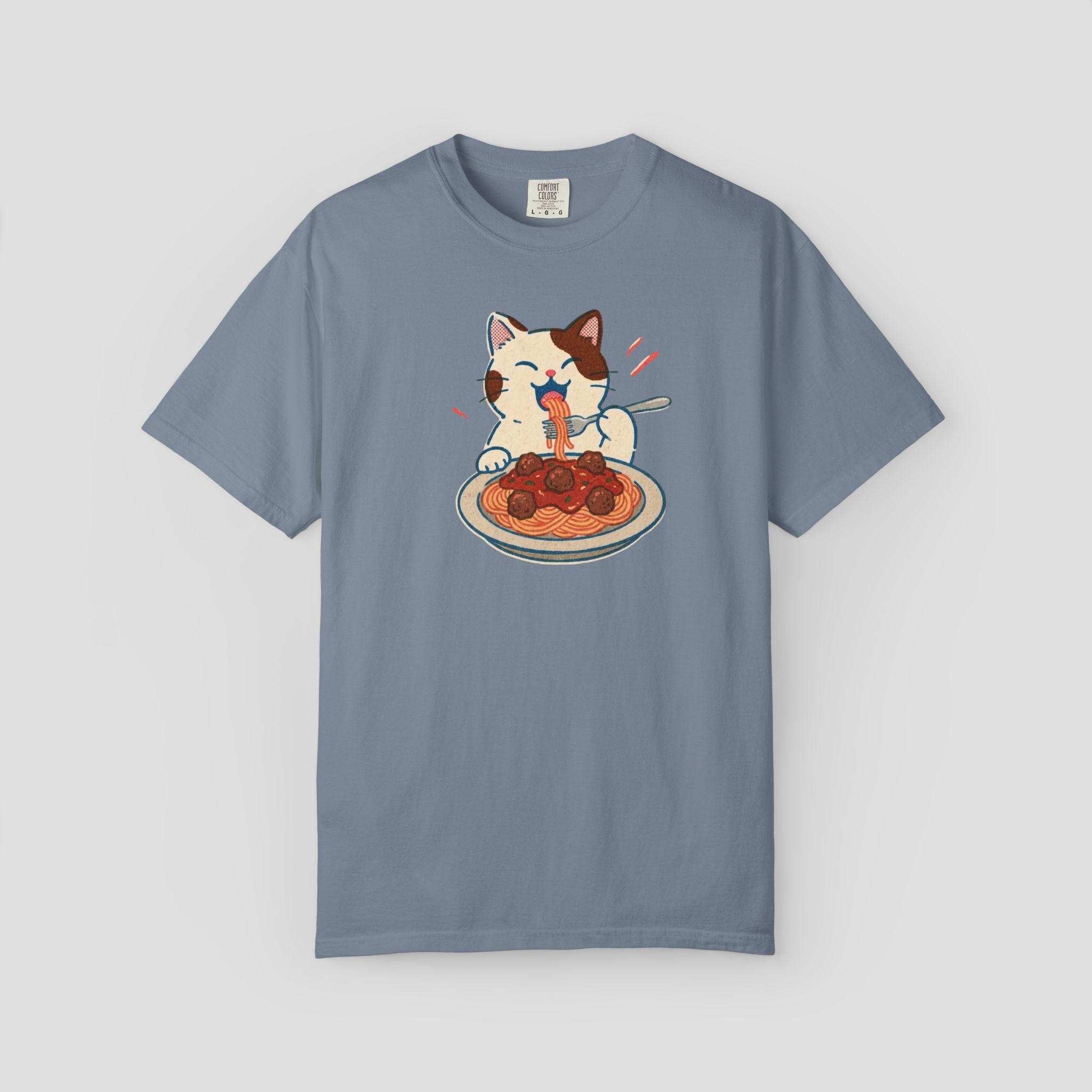 Cat Enjoys Pasta not Ramen Graphic T-shirt