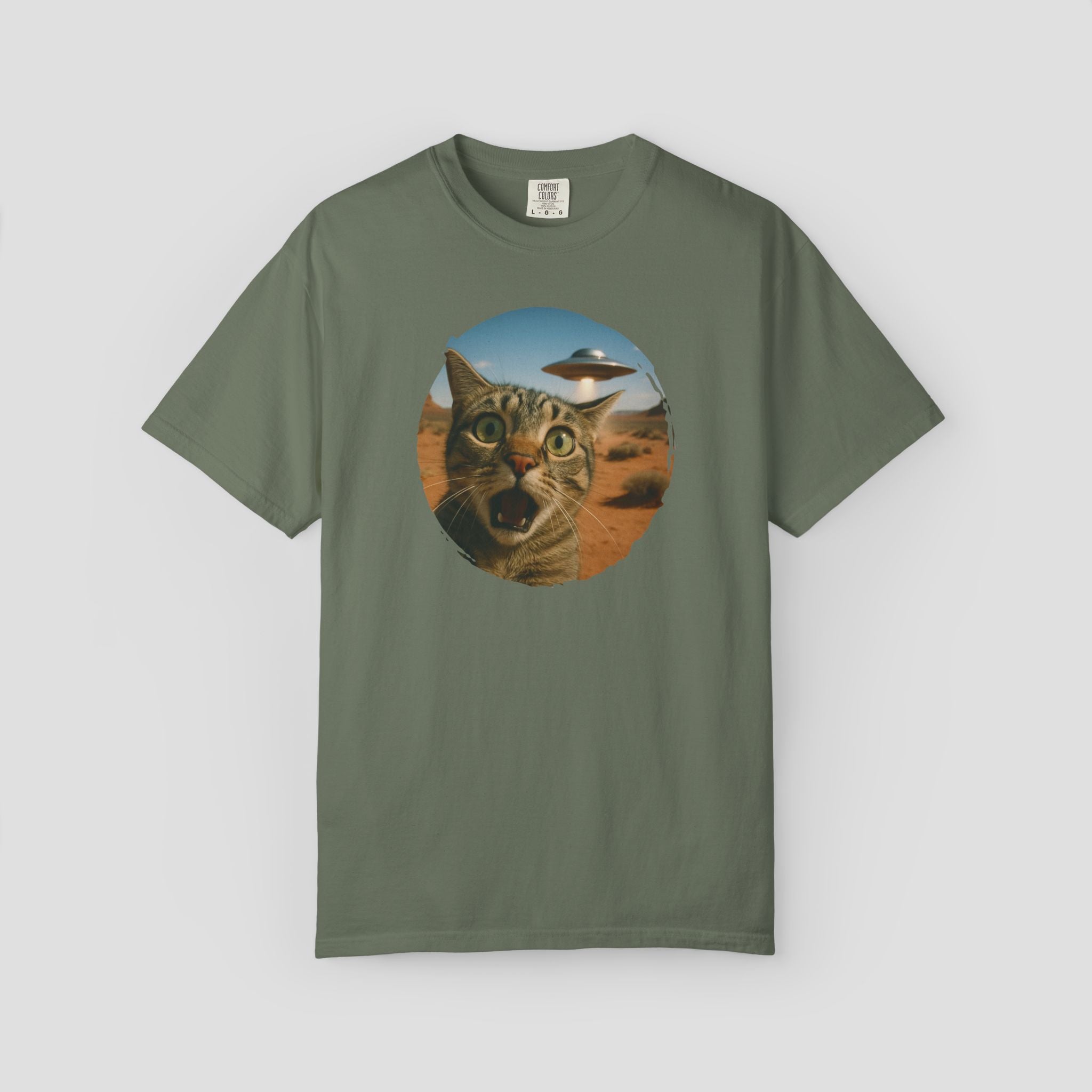 Cat Selfie UFO Funny T-Shirt